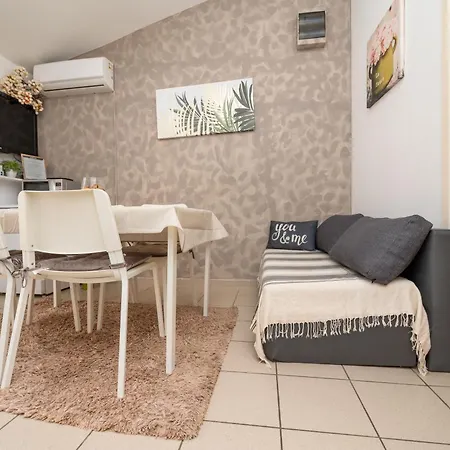 Apartment Fani Mali Losinj